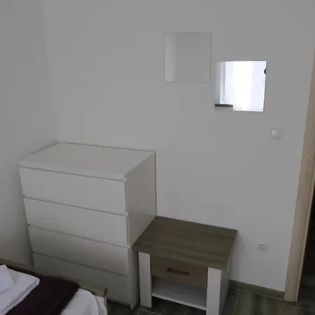 Familienwohnung 1 Lägenhet *