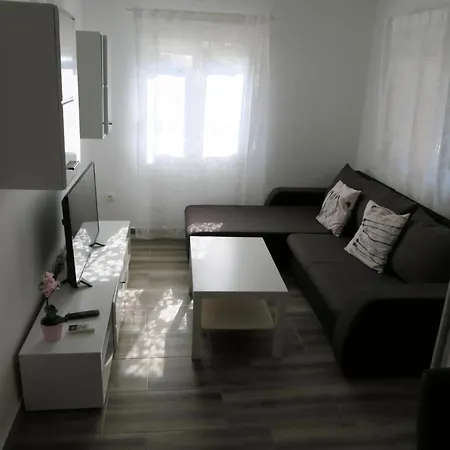 Familienwohnung 1 Lägenhet Baška