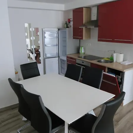 Familienwohnung 1 Lägenhet *