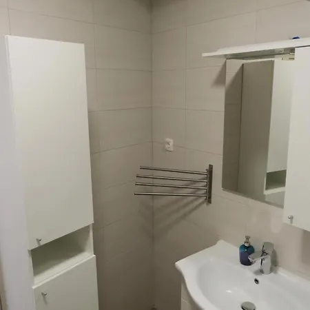 Familienwohnung 1 Lägenhet